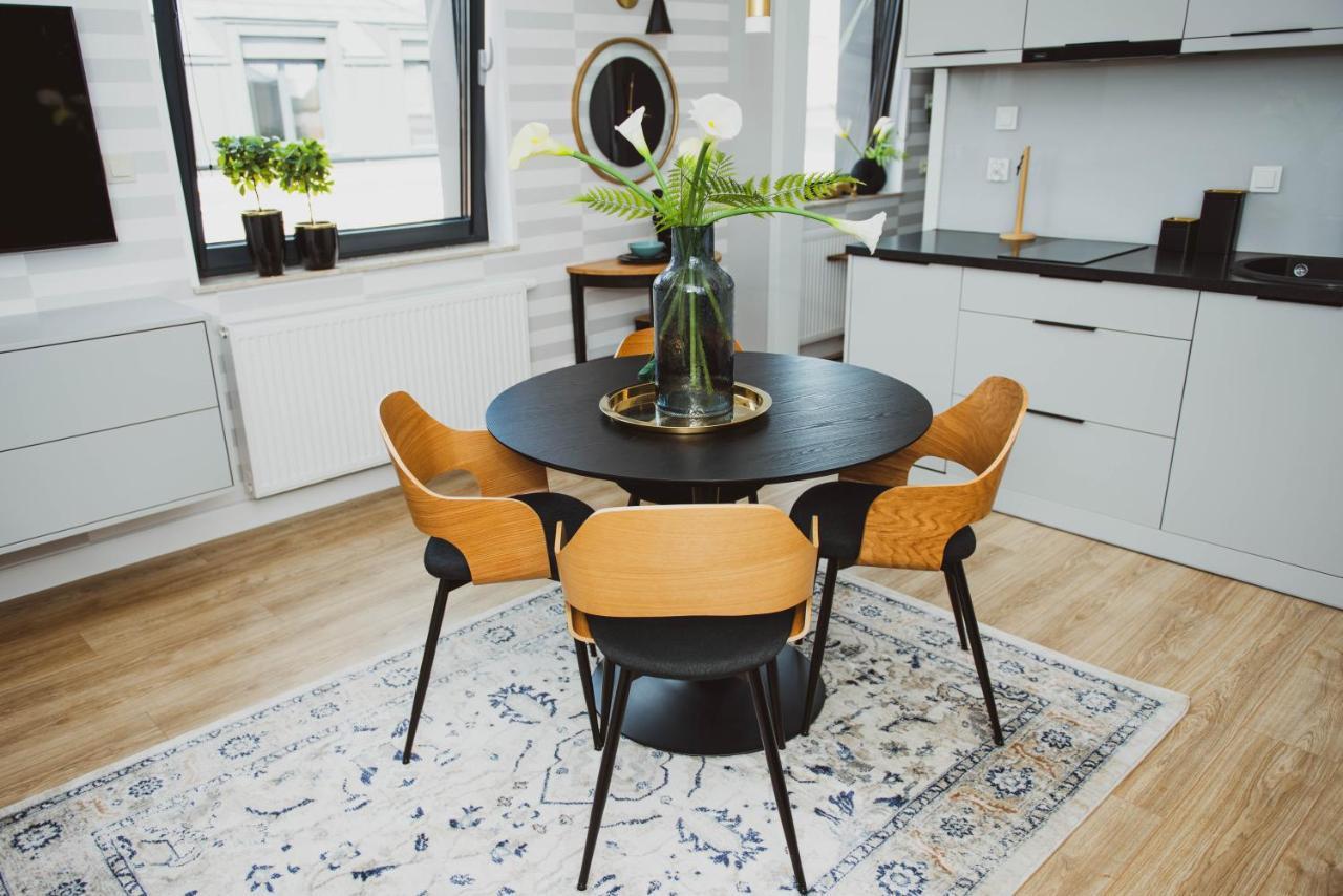 Appartement Staromiejskie Premium à Zamość Extérieur photo